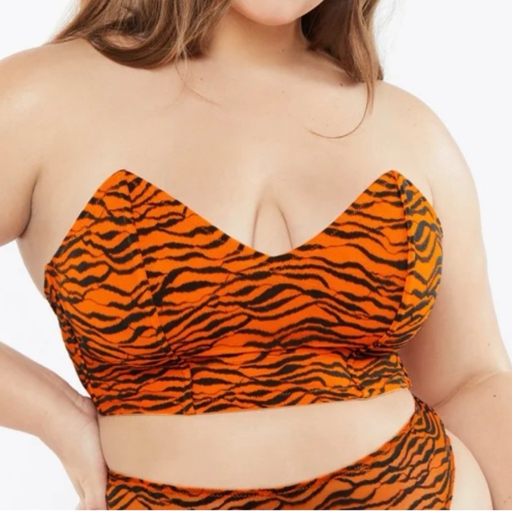 SAVAGE X FENTY all over me lace bandeau bralette nwt